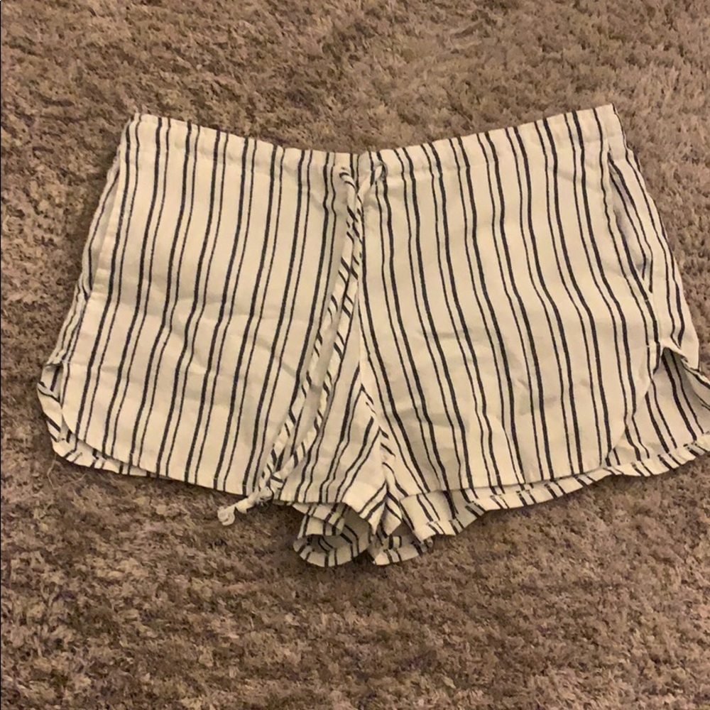 brandy melville shorts- size one fits all